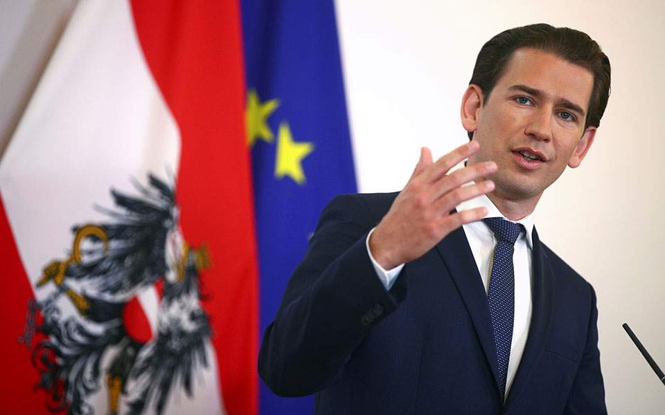 υπέρ-του-διαβατηρίου-εμβολιασμού-ο-561276232