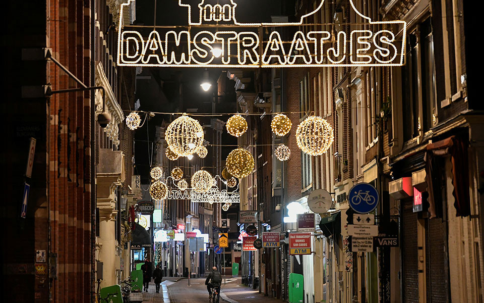 στη-βρετανική-μετάλλαξη-οφείλονται-τ-561248905