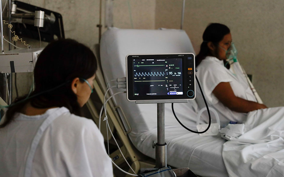 Νεογέννητα δίνουν μάχη με την Covid σε μαιευτήριο του Μεξικό-5