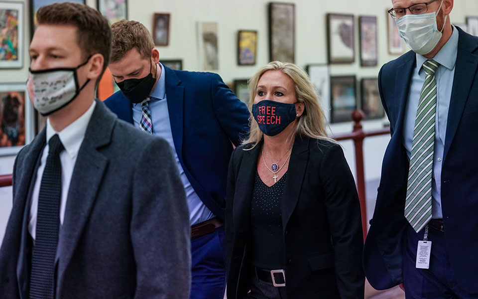 αποπομπή-τέιλορ-γκριν-από-επιτροπές-τ-561254551