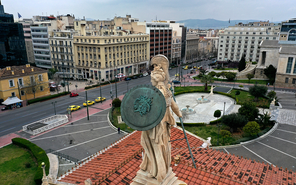 ένα-βήμα-πριν-από-καθολικό-lockdown-τι-οδηγε-561257713