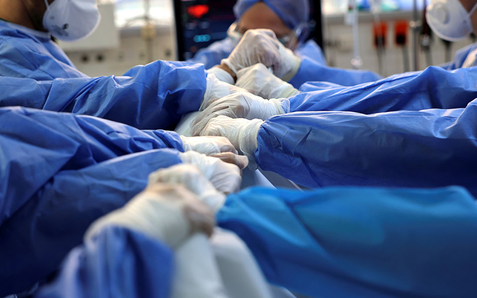 στα-όρια-της-αντοχής-τους-οι-μεθ-στην-ατ-561258580