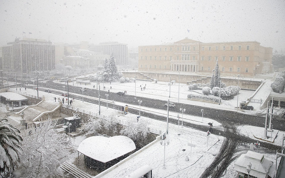 Οι Αθηναίοι ξύπνησαν σε «αλπικό» τοπίο-2