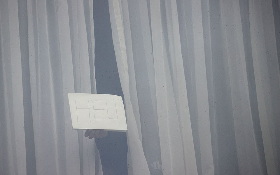 Βρετανία: Τα δωμάτια στα ξενοδοχεία καραντίνας «είναι σαν φυλακή» (εικόνες)-8