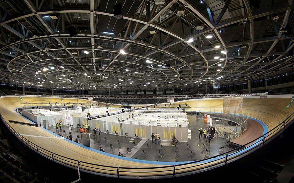 η-ε-ε-ξανασκέφτεται-το-διαβατήριο-εμβο-561275632