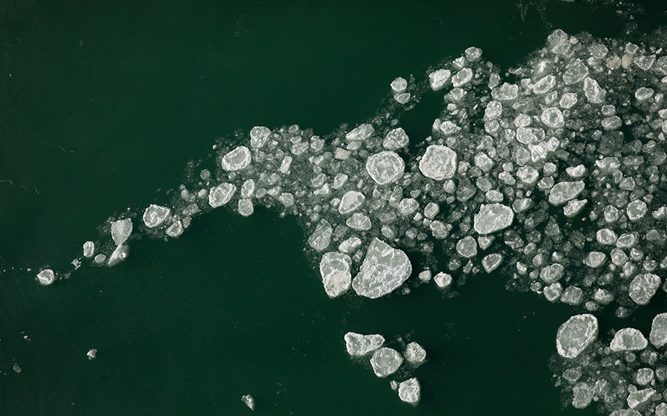 Τα «παιχνίδια» της ίριδας στον παγωμένο Νιαγάρα-11