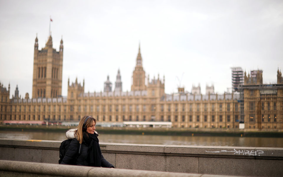 σχέδιο-άρσης-του-lockdown-στη-βρετανία-561273055