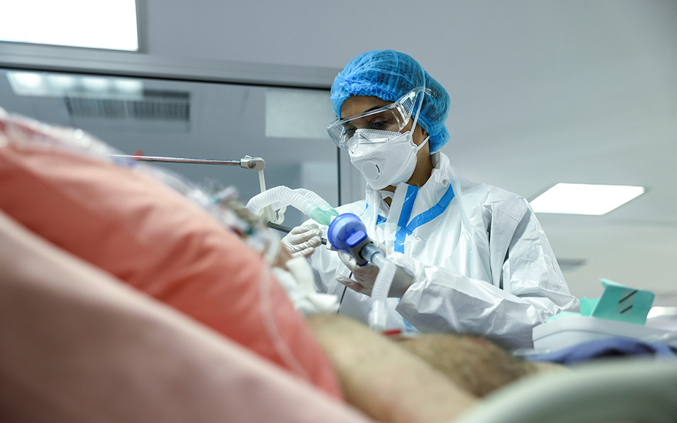 κορυφώνεται-η-πίεση-στα-νοσοκομεία-τη-561279013