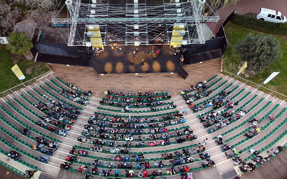 συναυλία-μόνο-για-εμβολιασμένους-στο-561275692