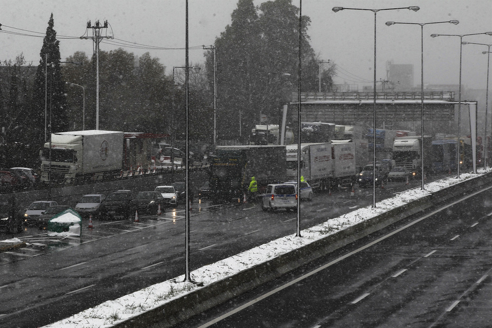 εθνική-οδός-ελεύθερη-η-διέλευση-από-τα-561264925