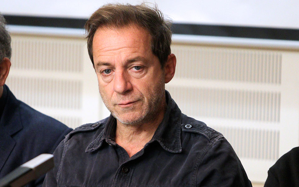 η-λ-μενδώνη-για-δ-λιγνάδη-καθένας-υπερ-561255976