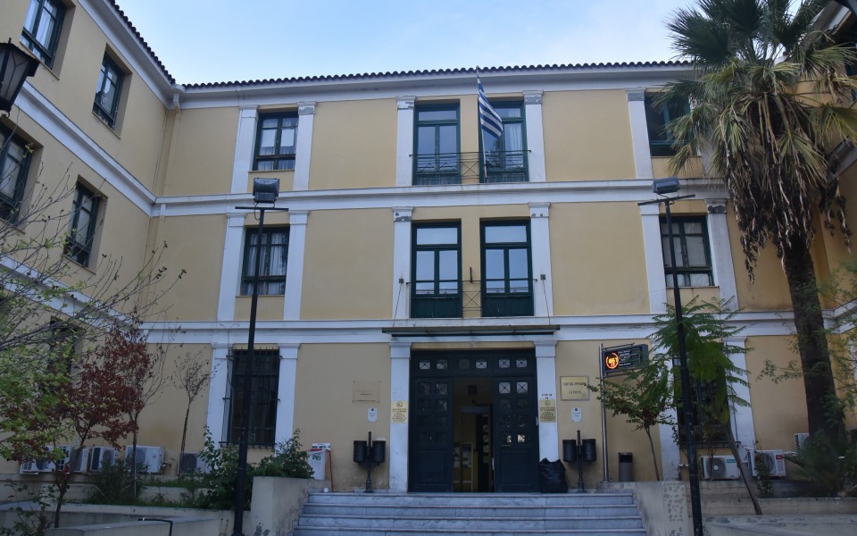 δικηγόρος-μηνυτή-κανένα-πολιτικό-κίν-561274321