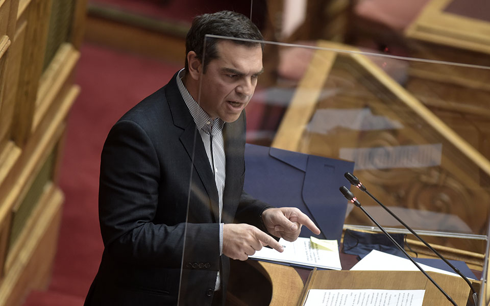 επενδύει-στον-νόμο-κεραμέως-ο-αλ-τσί-561252235