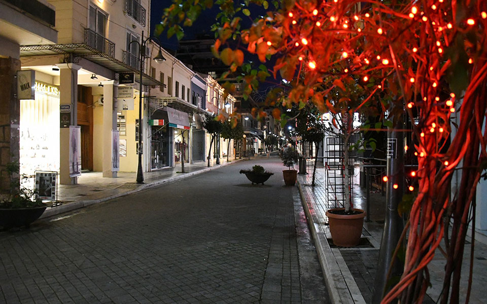 ρευστό-τοπίο-σε-τρία-μέτωπα-561251740