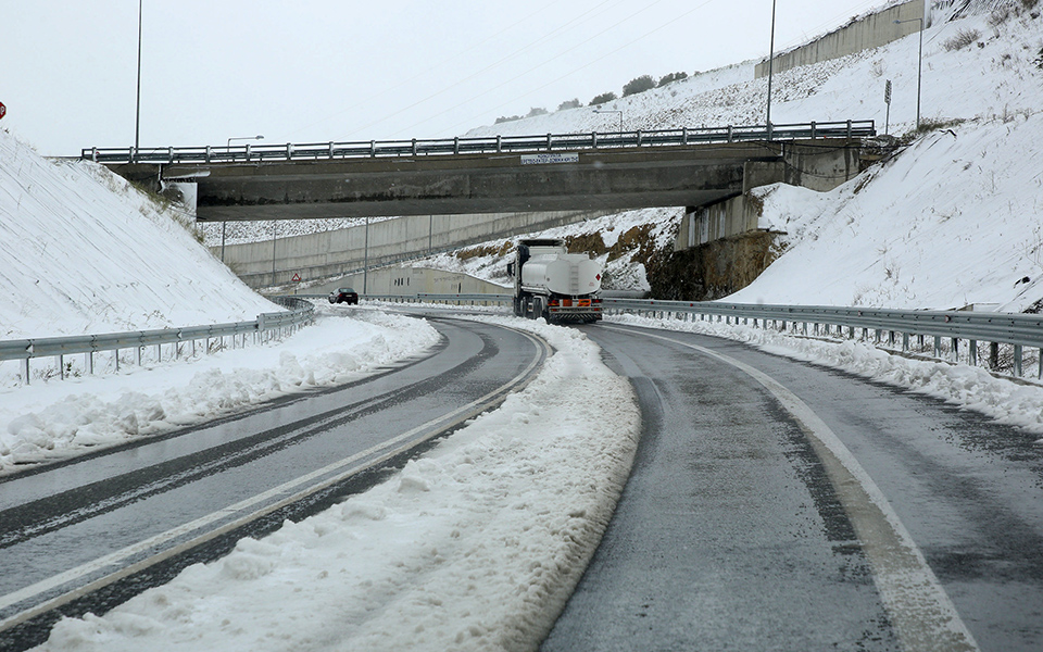 στην-κρήτη-μεταφέρεται-η-μάχη-με-τη-μή-561267343