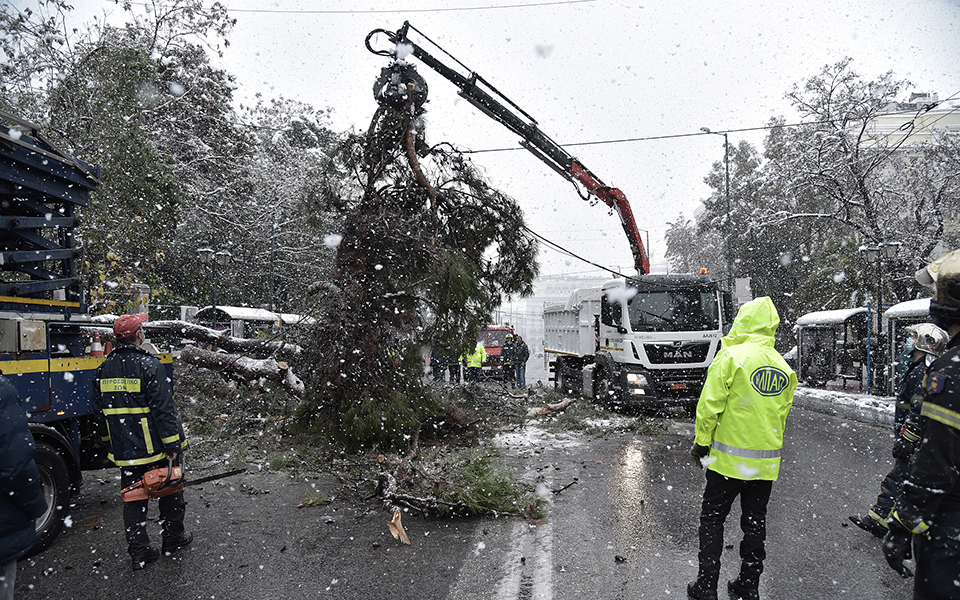 σημειωτόν-η-αποκατάσταση-της-ηλεκτρο-561266902