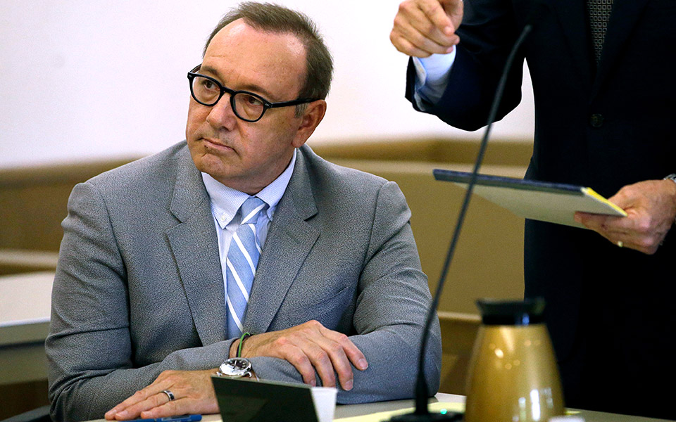 στο-νέο-τεύχος-του-κ-tο-metoo-τρία-χρόνια-μ-561260917