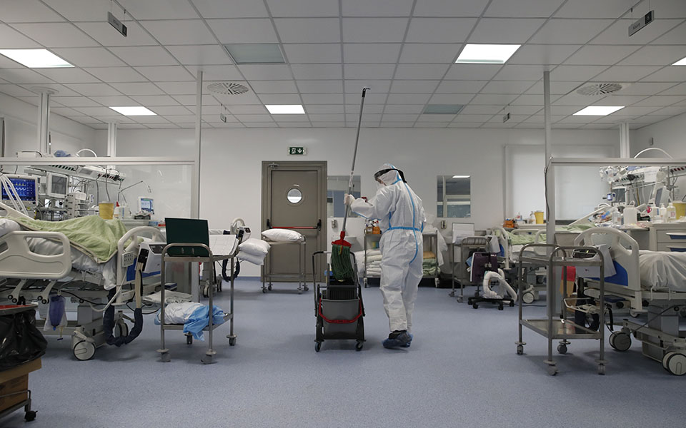 «Δεν σε είδα, δεν σε ξέρω»: Οι αφανείς ήρωες των ΜΕΘ-3