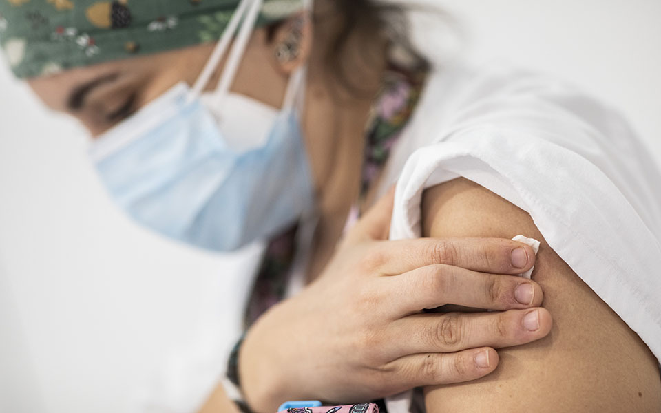 βεβαίωση-εμβολιασμού-η-διαδικασία-έκ-561270175