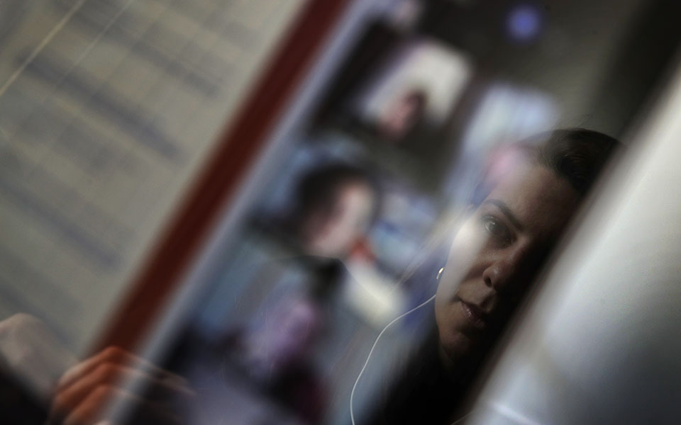 θεσμικό-πλαίσιο-για-τηλεργασία-στο-δη-561275842