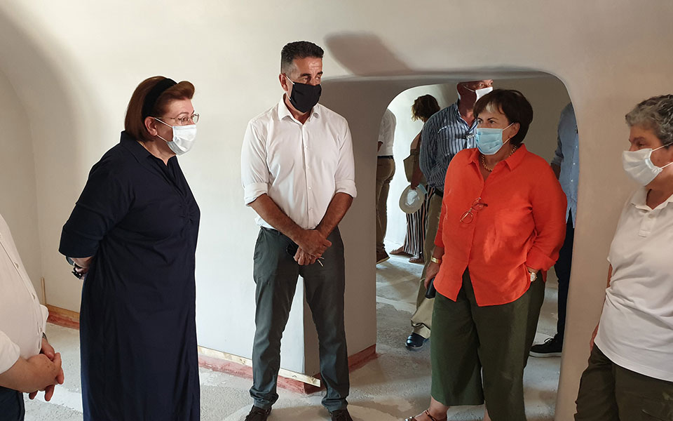 ατύχημα-για-την-παναγιωταρέα-εκτός-561273199