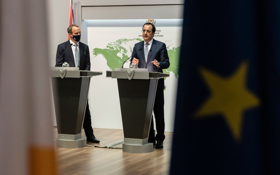 ν-χριστοδουλίδης-επανέναρξη-διαβουλ-561252931