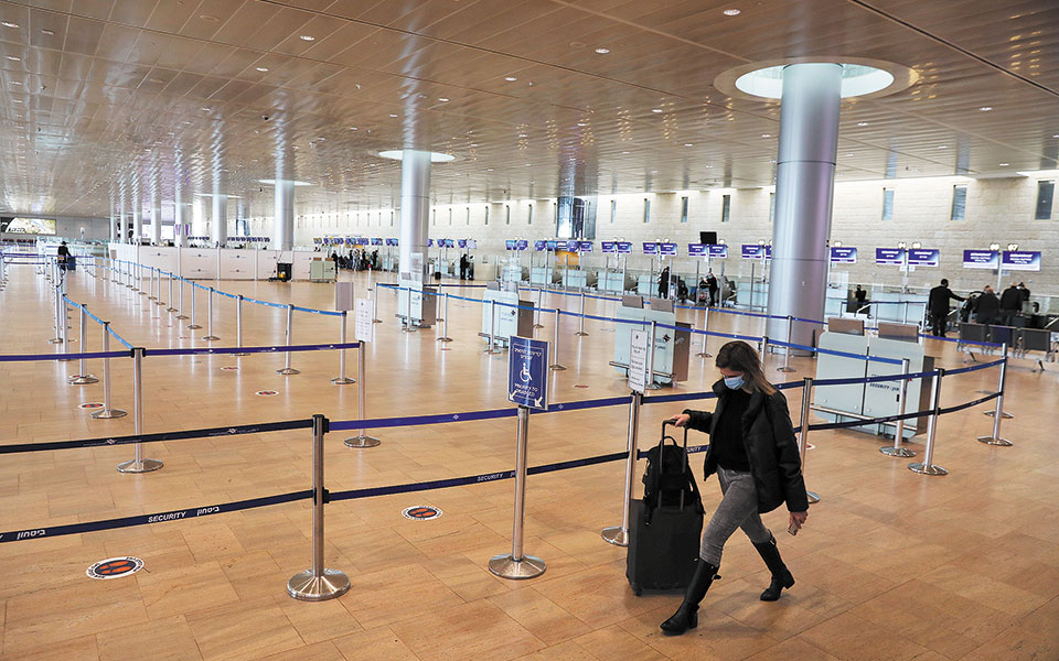 Άδεια αεροδρόμια έως τον Ιούνιο-1