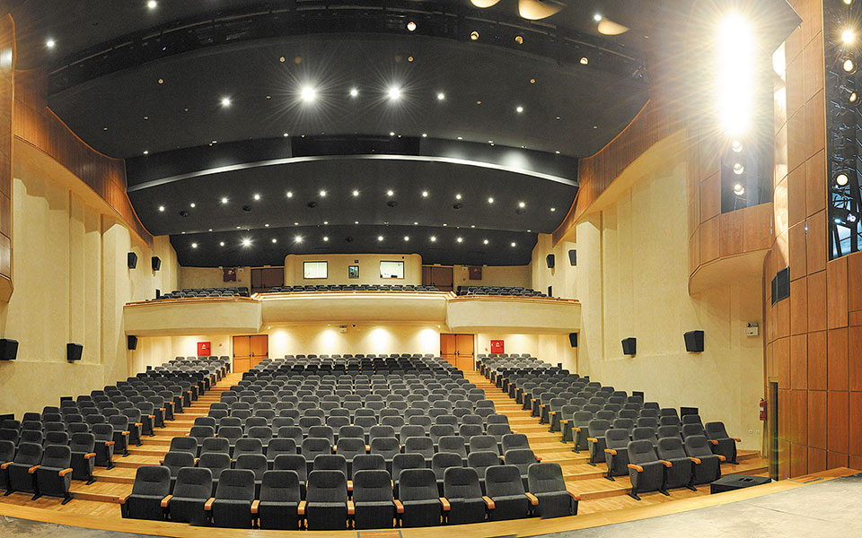 περισσότερες-ώρες-εργασίας-λιγότερε-561252112