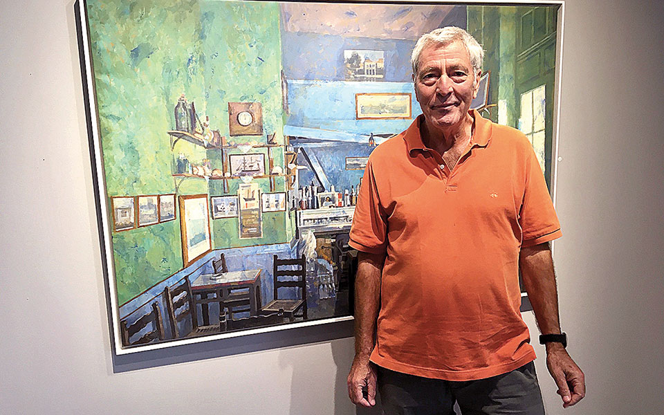 aπρόσμενος-αποχαιρετισμός-από-τον-φ-561253798