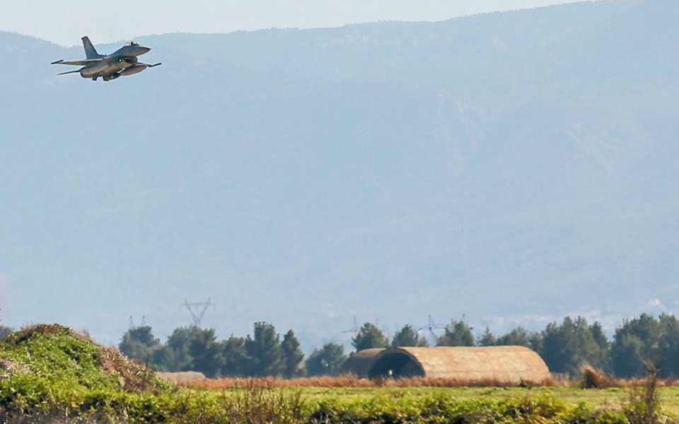 Οι άγνωστες πτυχές από το μεγάλο ταξίδι του F-16 Viper-1
