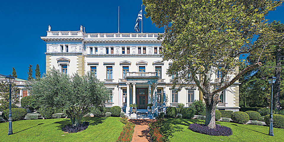 Η σπουδαία «Δόξα» του Νικολάου Γύζη έγινε δωρεά στην Προεδρία της Δημοκρατίας-1