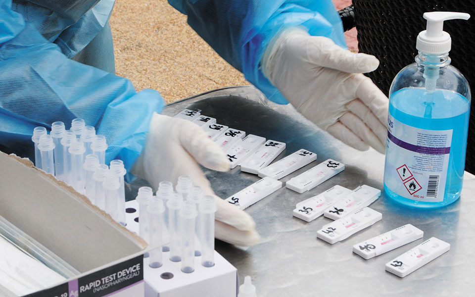 αυξάνονται-οι-ασθενείς-σε-μεθ-σε-τροχι-561259885