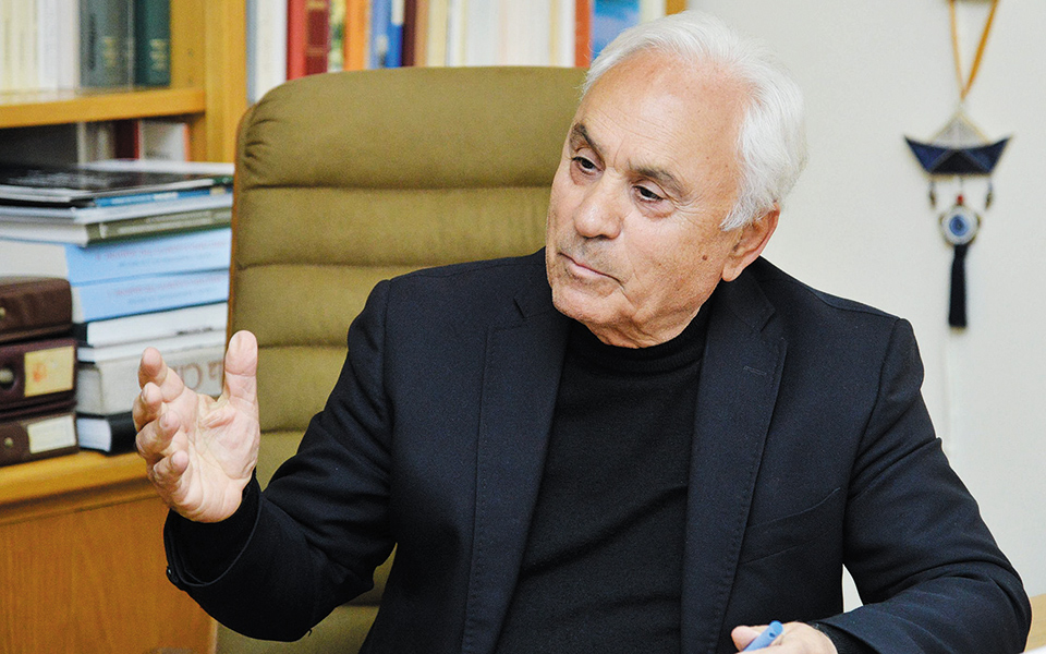 πέτρος-θέμελης-οι-αρχαίοι-δεν-είχαν-το-561263761