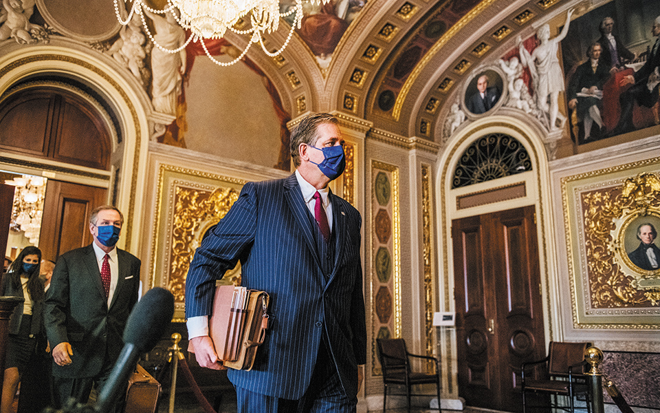 ο-τραμπ-δεν-ήταν-ένας-αθώος-περαστικό-561264316