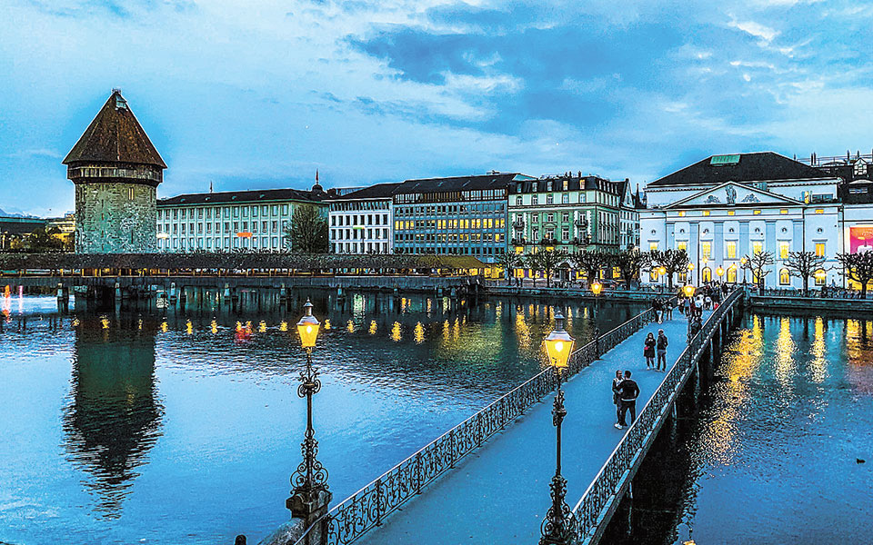 Η Ελβετία φορολογεί το σύνολο του πλούτου-1