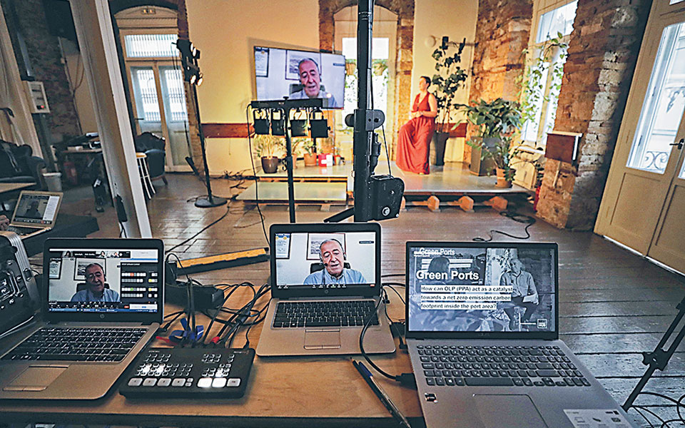 το-μέλλον-των-online-εκδηλώσεων-561267352