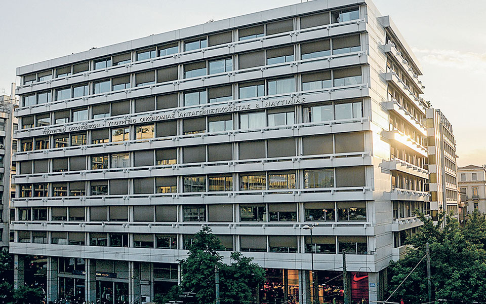 σε-544-591-επιχειρήσεις-τα-68-δισ-της-επιστρεπ-561269518