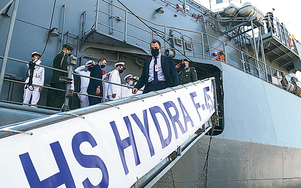 συντήρηση-ατμόσφαιρας-απειλής-από-το-561273364