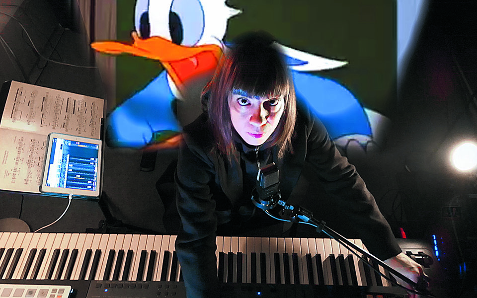 ενα-εικοσιτετράωρο-με-τη-σκηνοθέτιδα-561278248