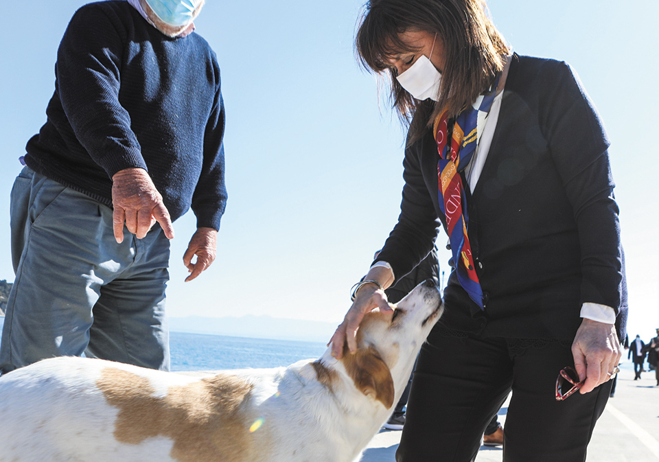 Η ΠτΔ επισκέφθηκε τα Διαπόντια Νησιά για να γνωρίσει από κοντά τους κατοίκους-1