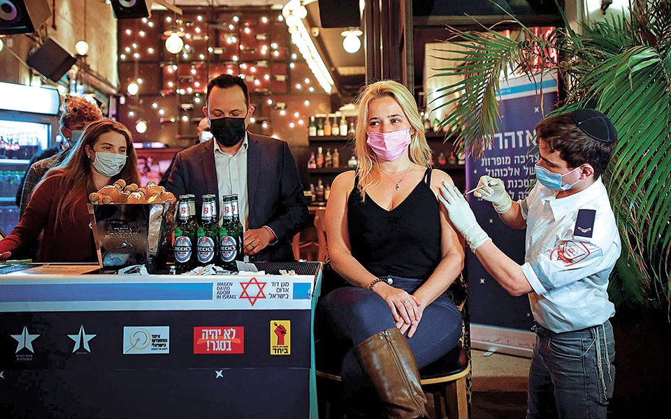 κατά-94-αποτελεσματικό-εμβόλιο-561277717