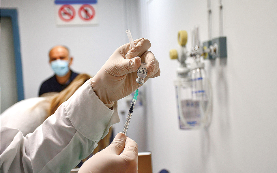 ένας-χρόνος-μετά-το-πρώτο-κρούσμα-τα-εμ-561277090