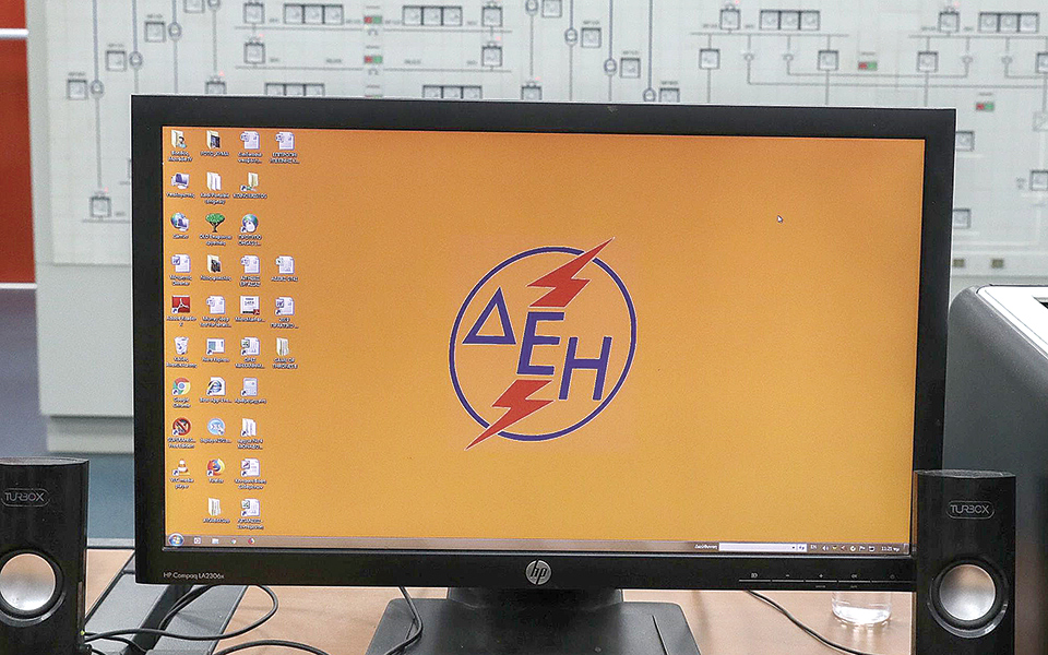 επένδυση-σε-αποθήκευση-ενέργειας-561277309