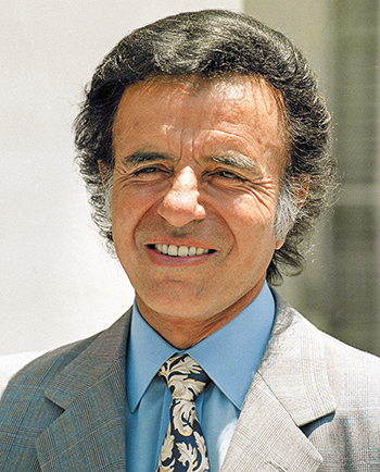 Οι γυναίκες, η Φεράρι και το Βατικανό-1