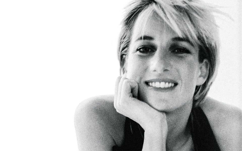 η-πριγκίπισσα-του-λαού-κατέκτησε-την-α-561270643