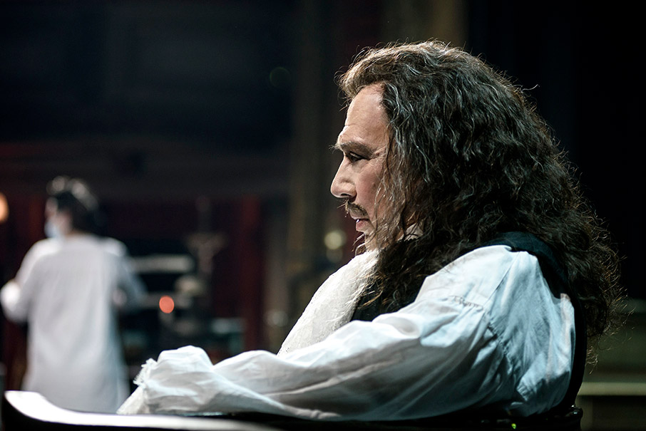 «Μολιέρος» του Μιχαήλ Μπουλγκάκοφ σε live streaming ζωντανά από το Εθνικό Θέατρο-2