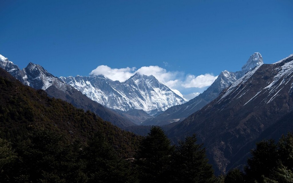 νεπάλ-μέτρα-κατά-ορειβατών-που-ψεύδον-561249496