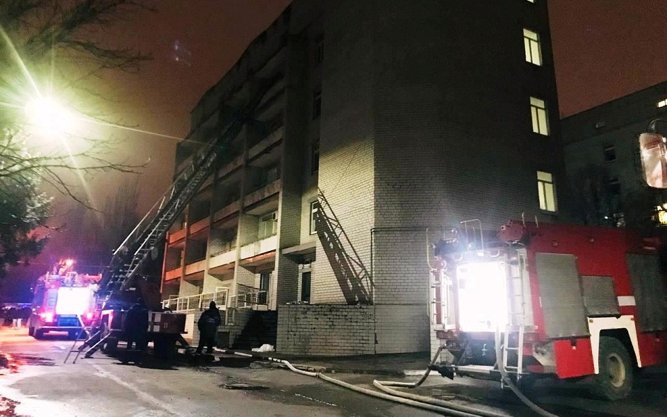 πανδημία-πυρκαγιών-σε-νοσοκομεία-covid-σ-561252388