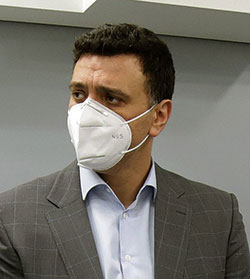 Καρφώματα στο Σύνταγμα-1