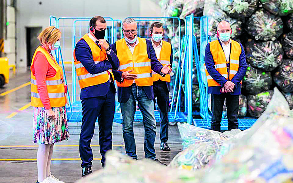 «Φόρος» σε όσους υστερούν στην ανακύκλωση πλαστικού-1